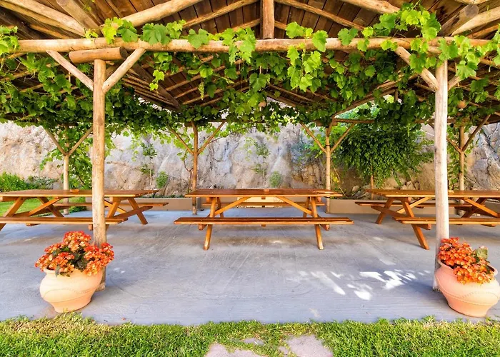 House Meltemi